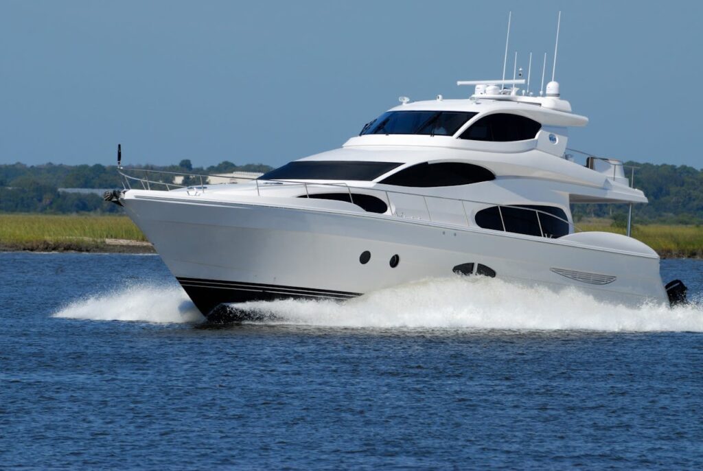 Reliable yacht maintenance in South Florida