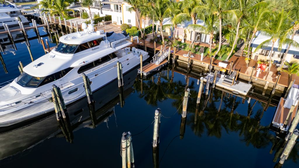 Detailed yacht exterior cleaning in Boca Raton, FL