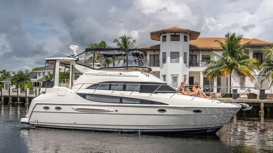 Safe and secure yacht dockage services in West Palm Beach, FL